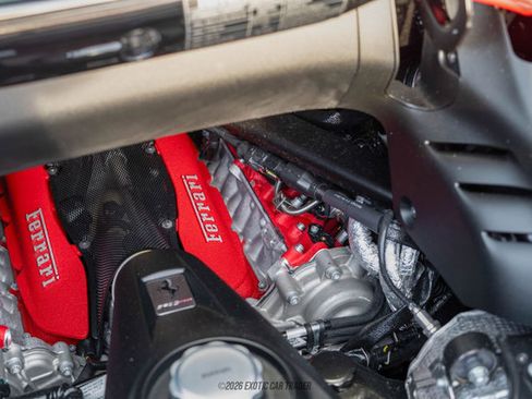 Used 2025 Ferrari SF90 Spider image 25