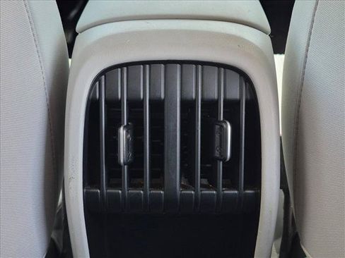 Used 2024 Hyundai Kona SEL FWD image 15
