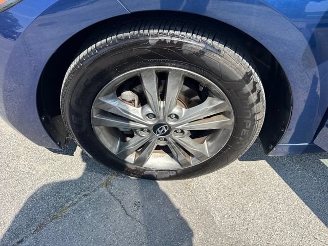 Used 2018 Hyundai Elantra Value Edition FWD image 17
