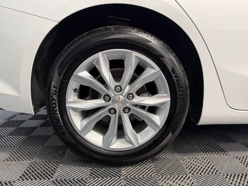 Used 2023 Chevrolet Malibu LT FWD image 34
