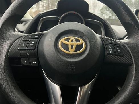 Used 2017 Toyota Yaris iA FWD image 19