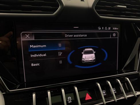 Used 2021 Lamborghini Urus image 29