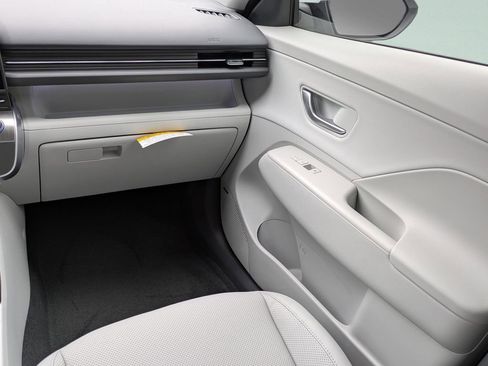 New 2026 Hyundai Kona Limited FWD image 28