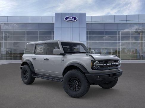 New 2026 Ford Bronco Outer Banks AWD/4WD image 7