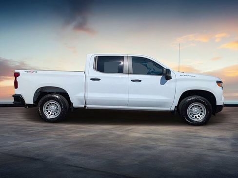 Used 2024 Chevrolet Silverado 1500 W/T image 2