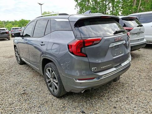 Used 2020 GMC Terrain Denali w/ LPO, Floor Liner Package FWD image 4