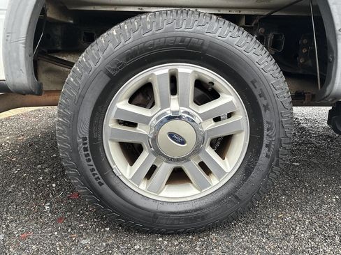 Used 2013 Ford F150 FX4 w/ Luxury Equipment Group image 36