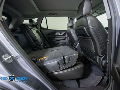 Used 2020 GMC Terrain SLT w/ Preferred Package AWD/4WD image 38
