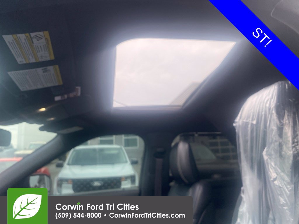 Used 2020 Ford Explorer ST w/ ST Street Pack AWD/4WD image 11