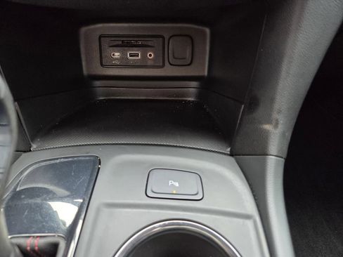 Used 2024 Chevrolet Equinox RS w/ RS Leather Package FWD image 11