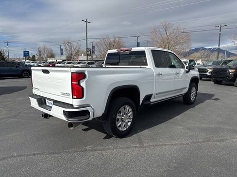 Certified 2024 Chevrolet Silverado 3500 High Country w/ High Country Premium Package image 7