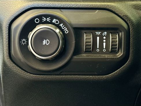 Used 2020 Jeep Wrangler Unlimited Rubicon w/ Quick Order Package 28Y Recon AWD/4WD image 12