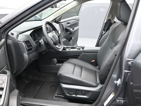 Used 2026 Nissan Rogue Dark Armor AWD/4WD image 15