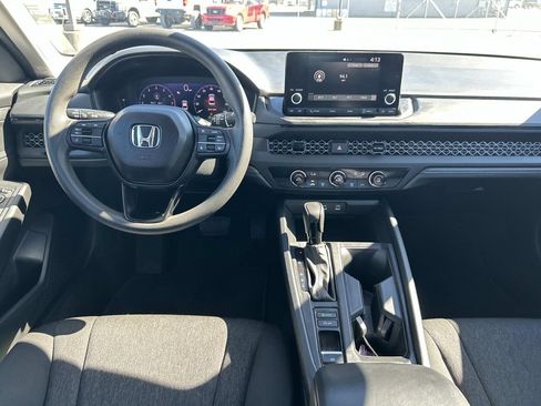 Used 2025 Honda Accord LX image 19