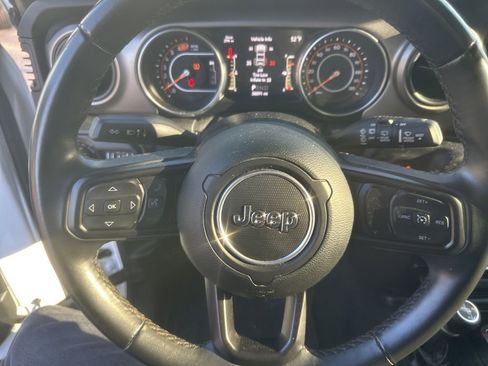 Used 2020 Jeep Wrangler Unlimited Sport S w/ Sun And Sound Package image 13