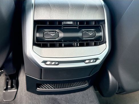 New 2026 BMW 760i xDrive w/ Executive Package image 20