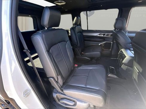 New 2026 Jeep Grand Wagoneer Limited AWD/4WD image 23