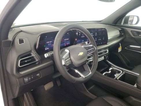 New 2026 Chevrolet Traverse LT w/ Sun and Wheel Package image 11