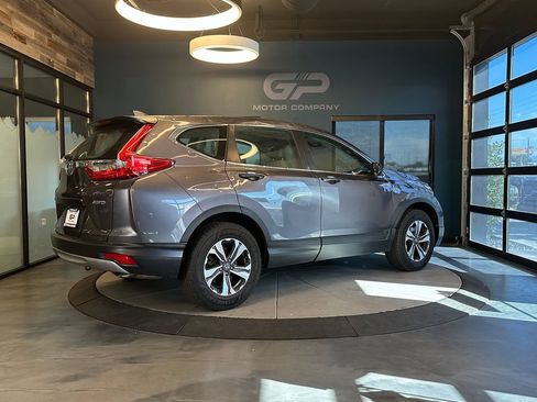 Used 2017 Honda CR-V LX image 3