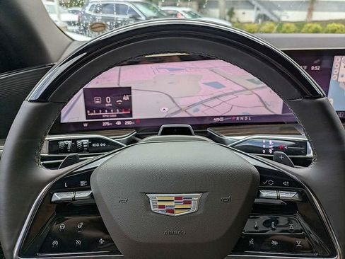 New 2026 Cadillac Escalade ESV Luxury w/ Touring Package AWD/4WD image 31