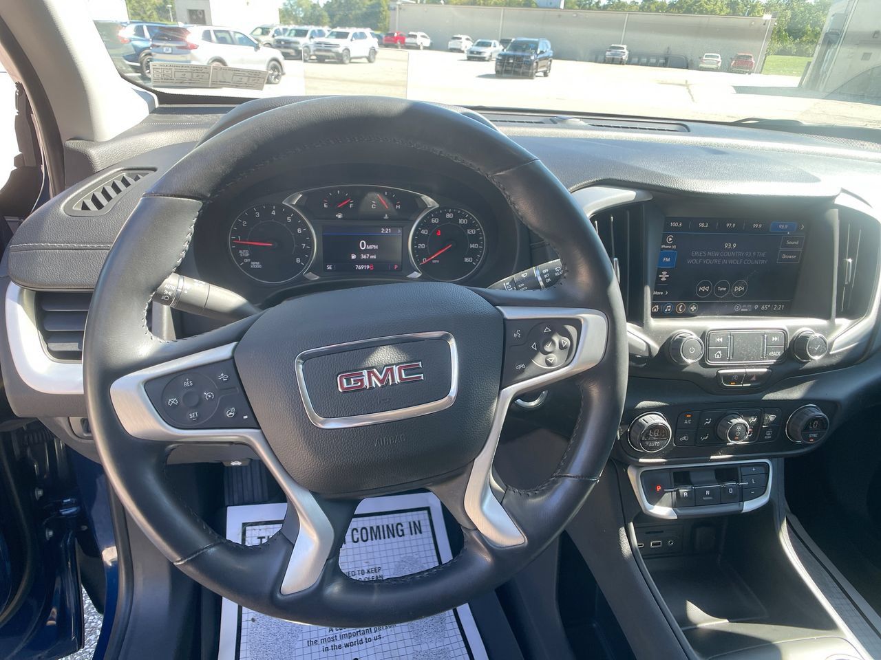 Used 2022 GMC Terrain SLT w/ Tech Package AWD/4WD image 15