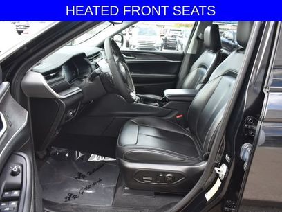 Used 2023 Jeep Grand Cherokee Limited