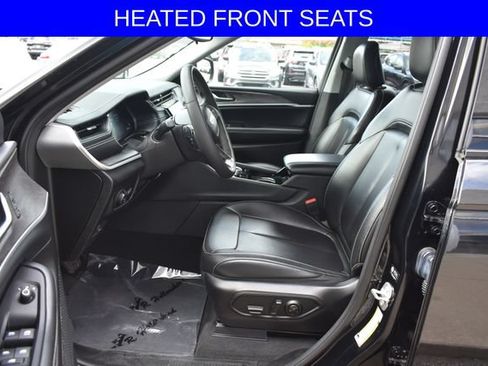 Used 2023 Jeep Grand Cherokee Limited AWD/4WD image 4