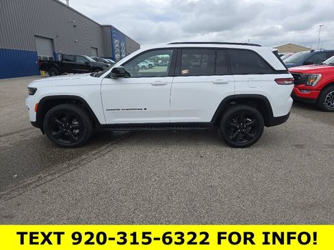 Used 2024 Jeep Grand Cherokee Limited w/ Luxury Tech Group II AWD/4WD image 3