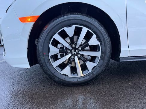 Used 2026 Honda Odyssey EX-L image 18