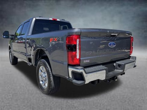 Used 2024 Ford F250 Lariat w/ Lariat Ultimate Package image 12