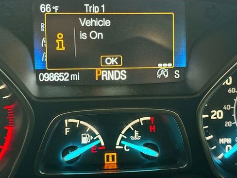 Used 2018 Ford Escape SE image 13