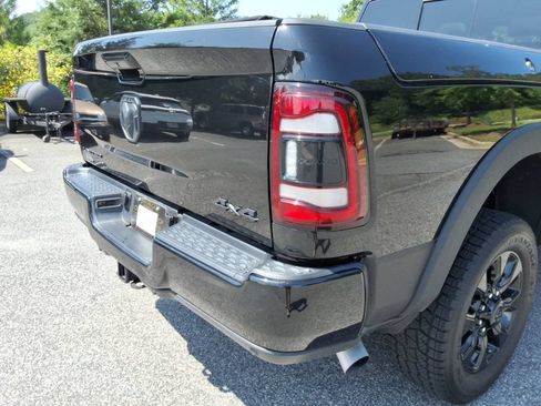 Used 2023 RAM 2500 Limited AWD/4WD image 18