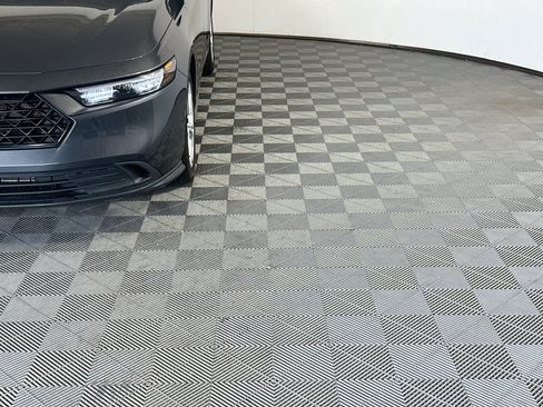 Used 2024 Honda Accord LX image 9