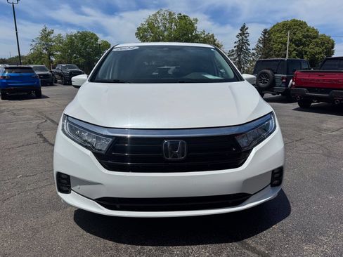 Used 2024 Honda Odyssey Touring image 4