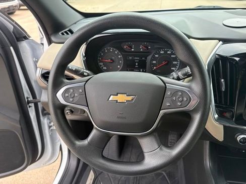 Used 2023 Chevrolet Traverse LS w/ Safety Package AWD/4WD image 15