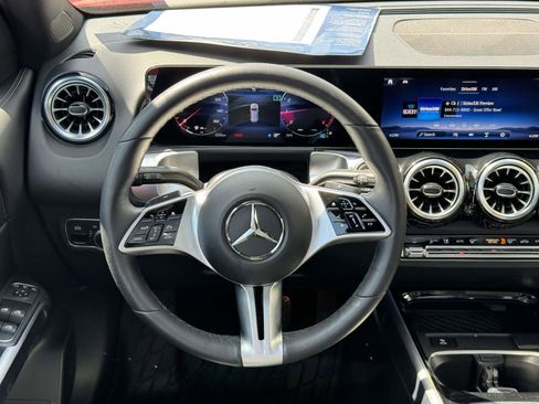 Certified 2024 Mercedes-Benz GLB 250 GLB 250 image 30