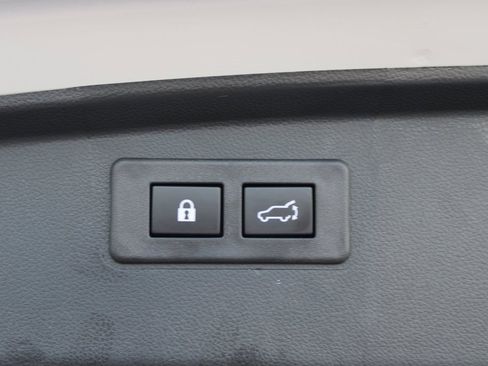 Used 2025 Subaru Outback Premium w/ Popular Package #1A image 29