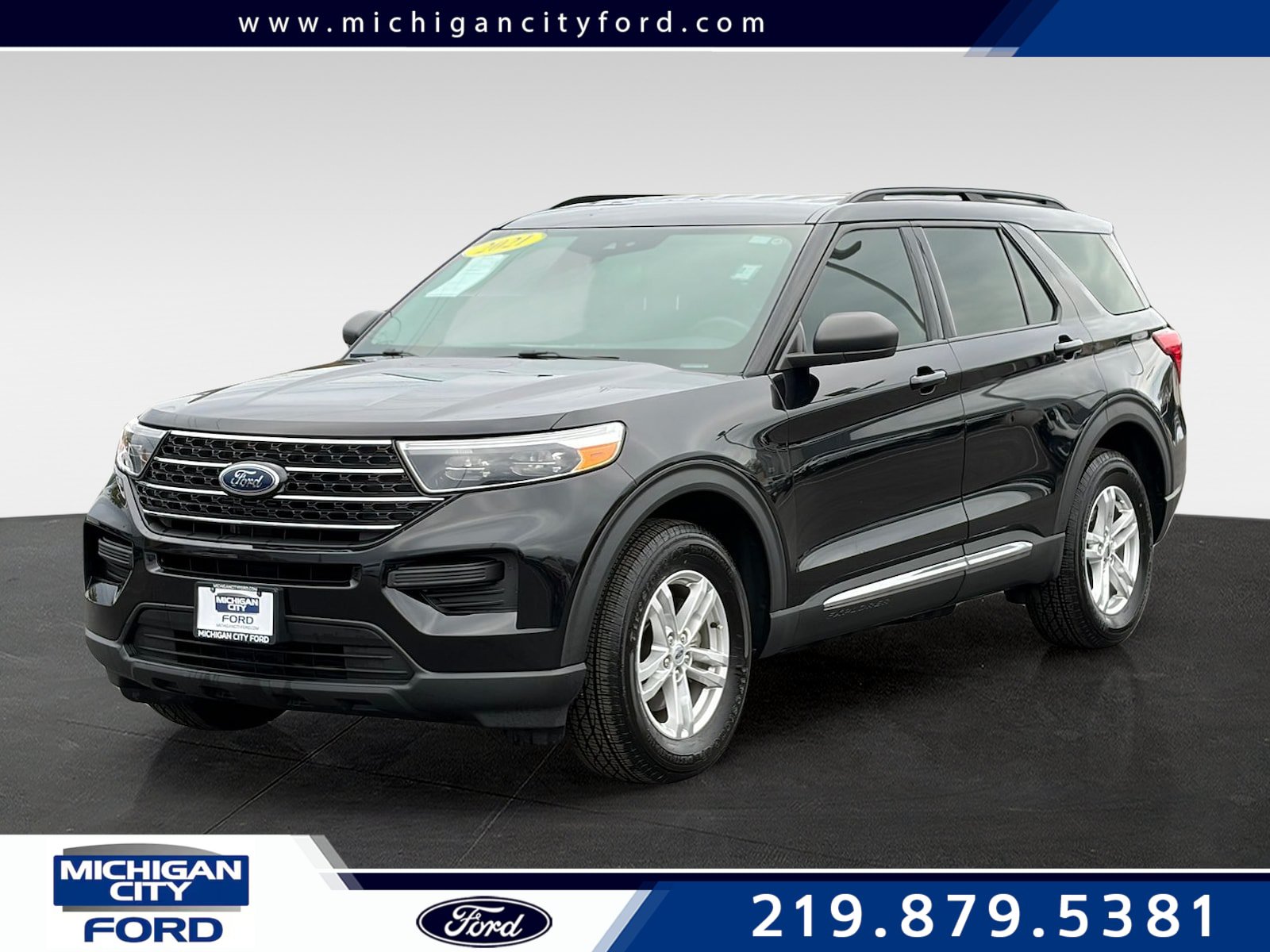 Used 2021 Ford Explorer XLT w/ Class III Trailer Tow Package AWD/4WD image 1