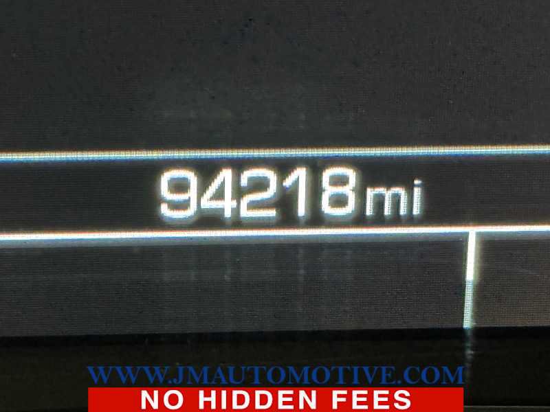 Used 2018 GMC Acadia SLE w/ Driver Alert Package I AWD/4WD image 25