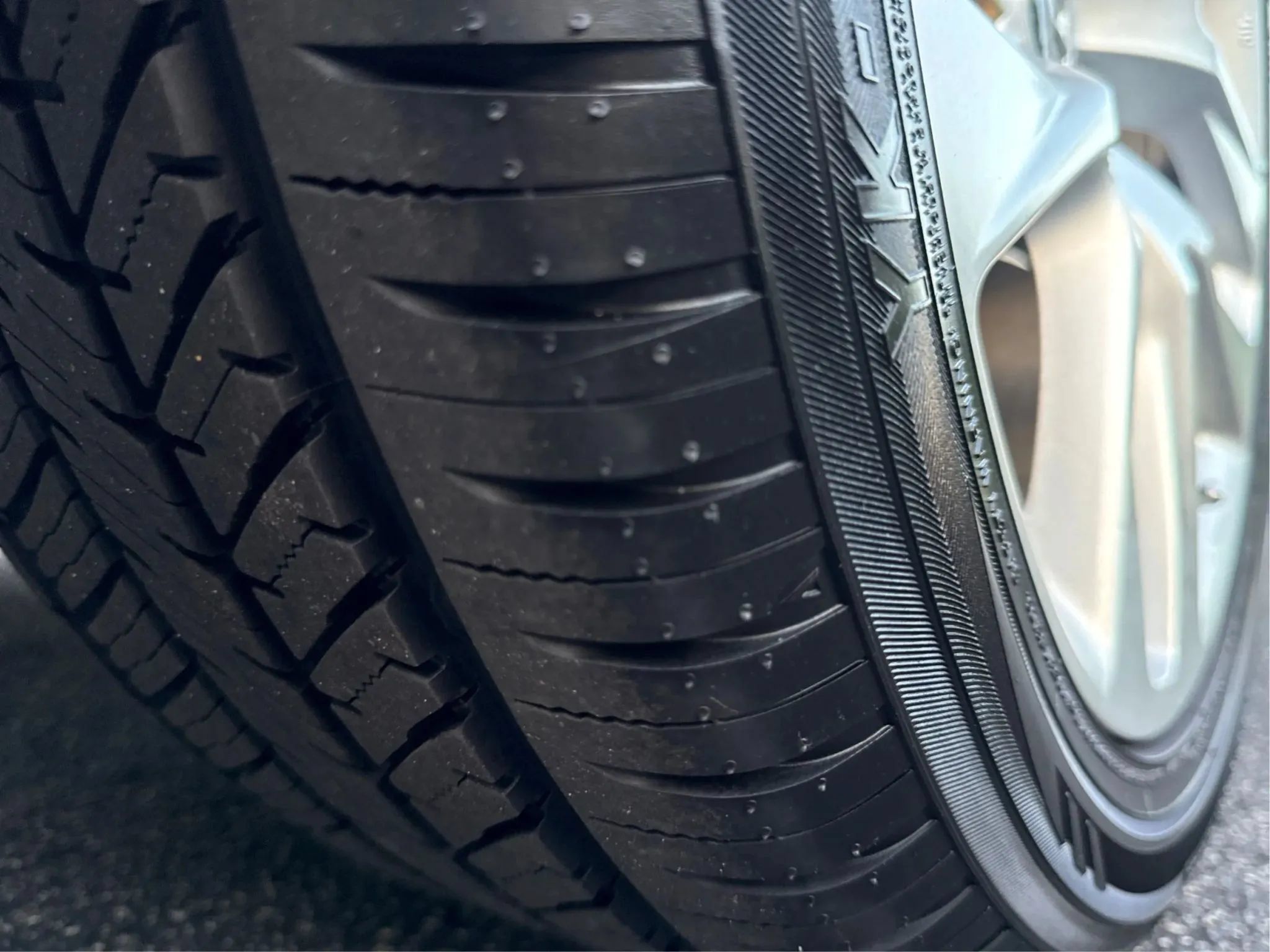 Used 2013 Hyundai Genesis 2.0T RWD image 35