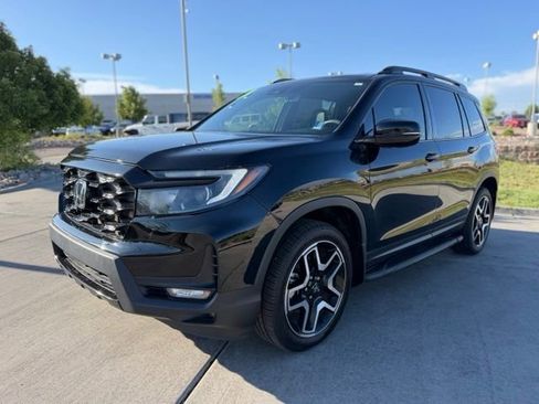Used 2023 Honda Passport TrailSport image 3