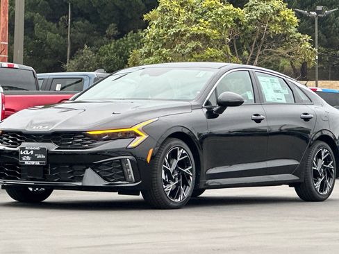 New 2026 Kia K5 GT-Line image 8
