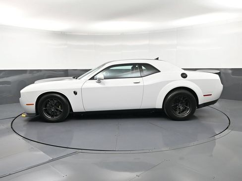 Used 2023 Dodge Challenger SRT Hellcat Redeye RWD image 2