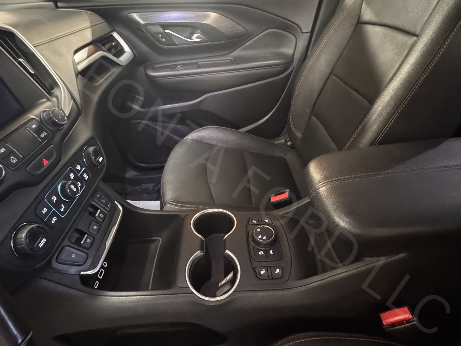 Used 2021 GMC Terrain SLT w/ Elevation Edition AWD/4WD image 13