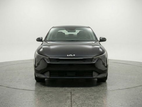 Used 2025 Kia K4 LXS FWD image 2