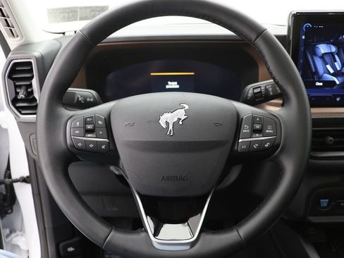 Used 2025 Ford Bronco Sport Outer Banks w/ Outer Banks Tech Package+ image 17