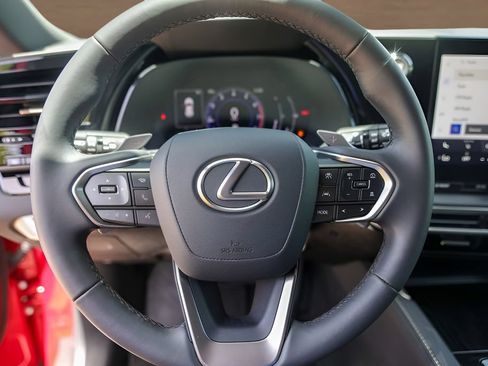 Used 2024 Lexus RX 350 FWD w/ Technology Package image 12