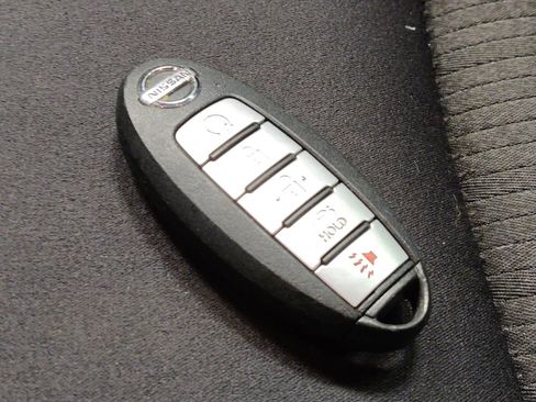 Used 2024 Nissan Altima 2.5 S FWD image 32
