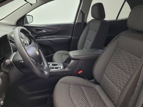 Used 2018 Chevrolet Equinox LT image 17