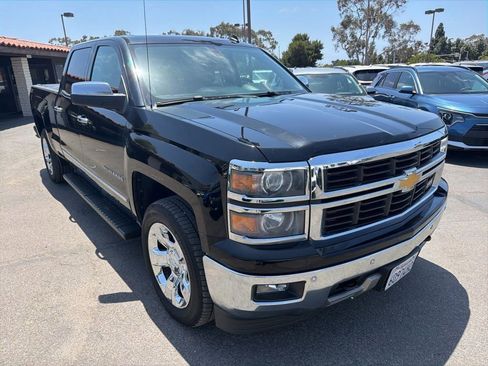 Used 2014 Chevrolet Silverado 1500 LTZ Z71 w/ LTZ Plus Package AWD/4WD image 3